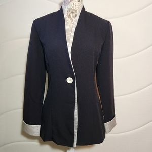 🤩 3/$25 J.T. Collection Black Jacket Size 8